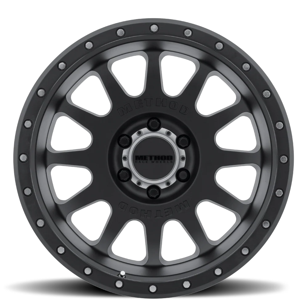4 Llantas Method MR605 Matte Black (20x9" 6x135)