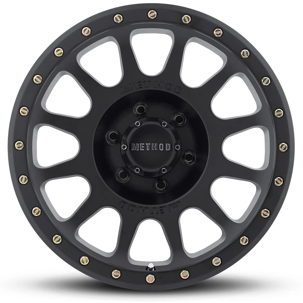 4 Llantas Method MR305 Matte Black (18x9" 6x139,7)