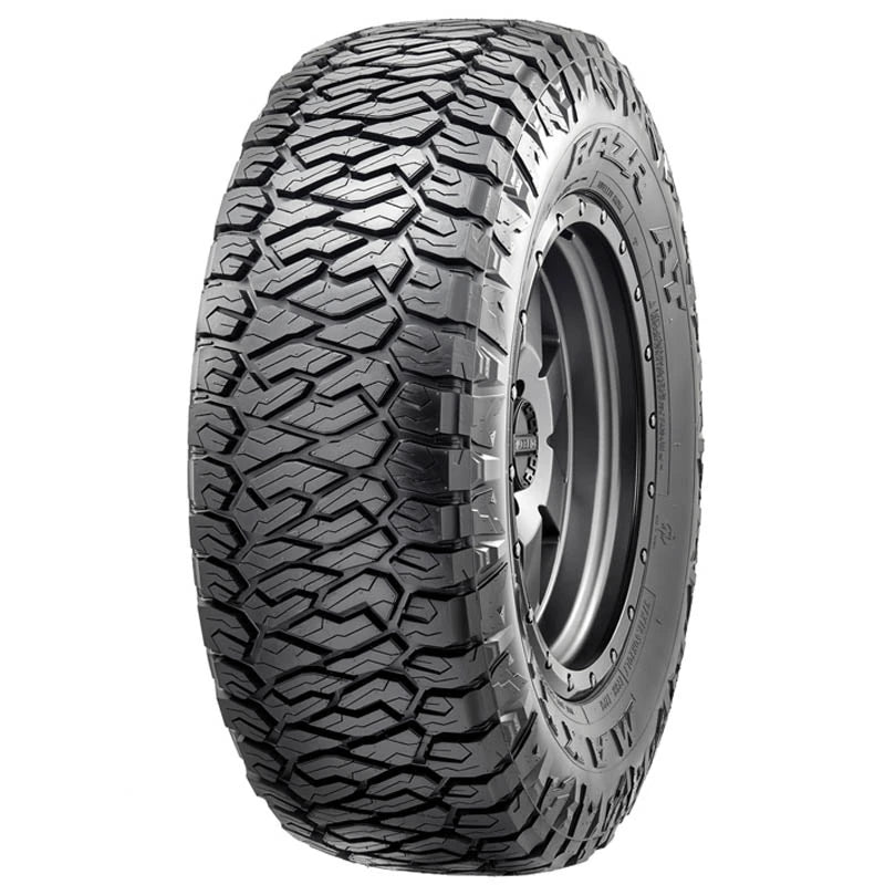 265/70r17 Maxxis RAZR AT811